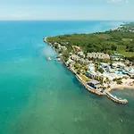 Jewel Paradise Cove Adult Beach Resort & Spa