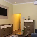 Sky\'S Villa Resort