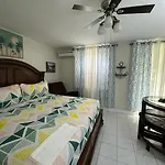 Sandcastle Apartments E9
