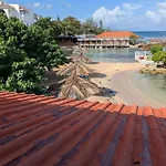 Sojo\'S Sandy Toes Santuary