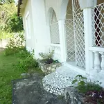 East Bay Villas