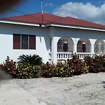 Treasure Bay Guesthouse