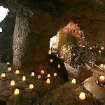 Hotel The Caves