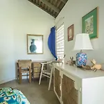 Villa Island Breeze