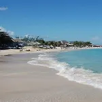 Paradise Tropical Spice - Runaway Bay