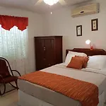 Kingston Cottage
