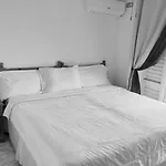 Apt 60 Fishermans Point