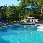 Paradise Fanta Sea Suites
