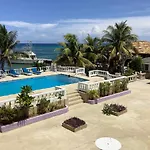 Cariblue Hotel & Scuba Resort