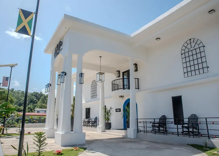 Sky\'S Villa Resort