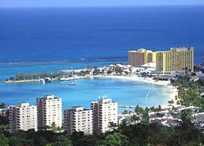 Turtle Beach Towers Apt 22 C - Ocho Rios