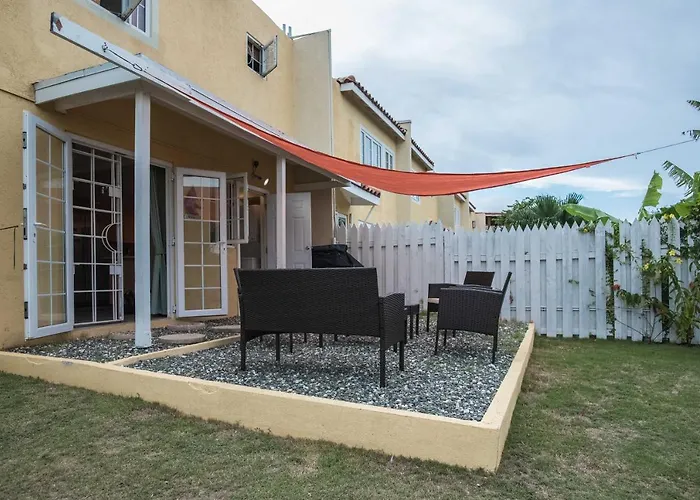 Mango Walk Country Club Suites