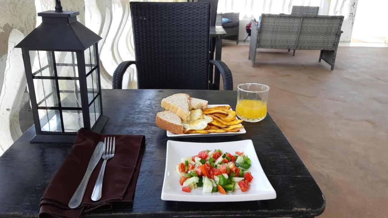 Bed & Breakfast Sue Yen Sen Place 2*