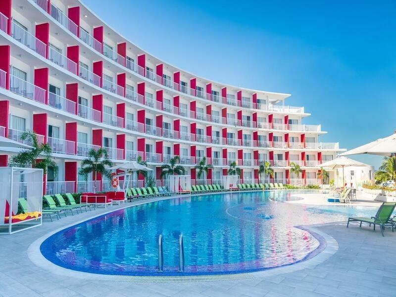 Grand Decameron Cornwall Beach, A Trademark All-Inclusive Resort