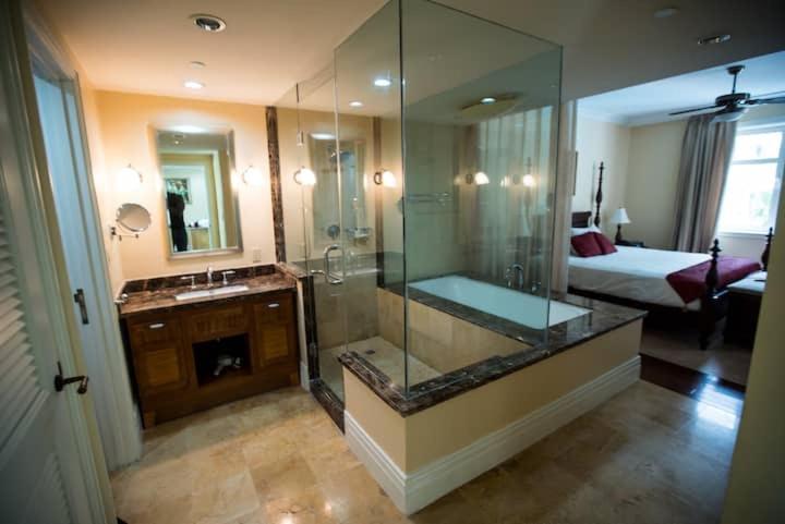 Paradise Found Apartment Montego Bay