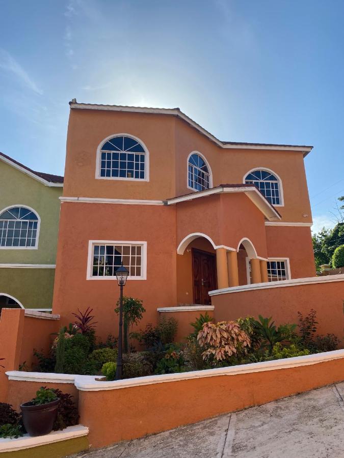 Mobay Vacation Village