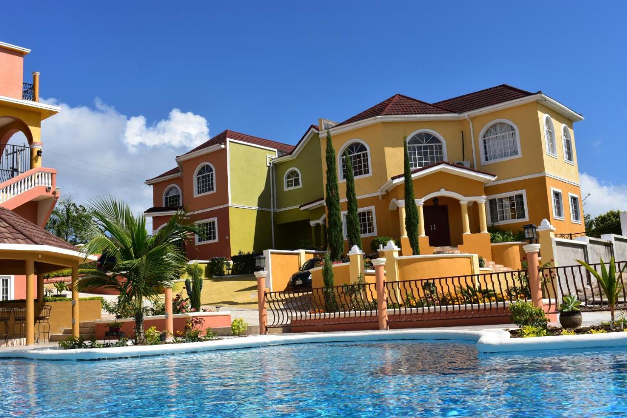 Mobay Vacation Village