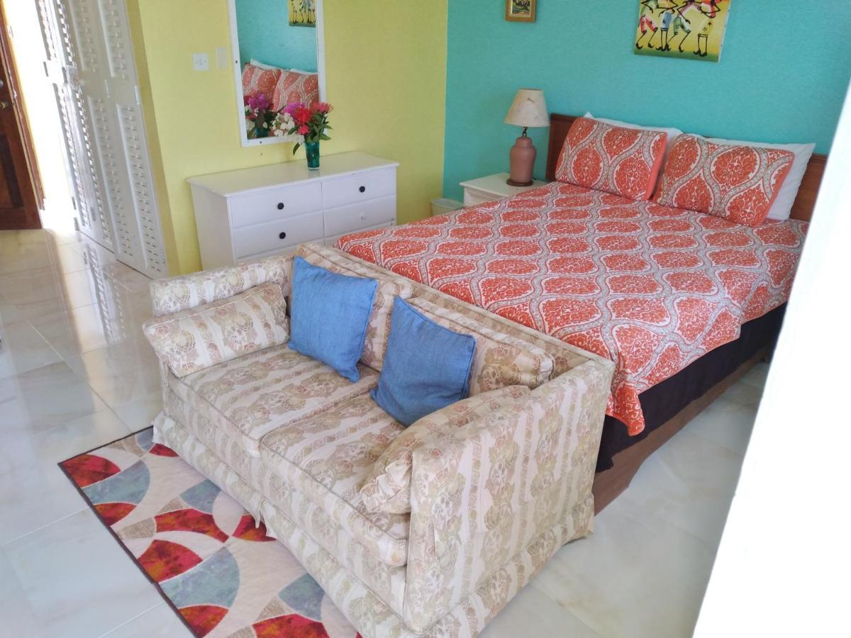 Seacastles By The Beach/pool Aparthotel *