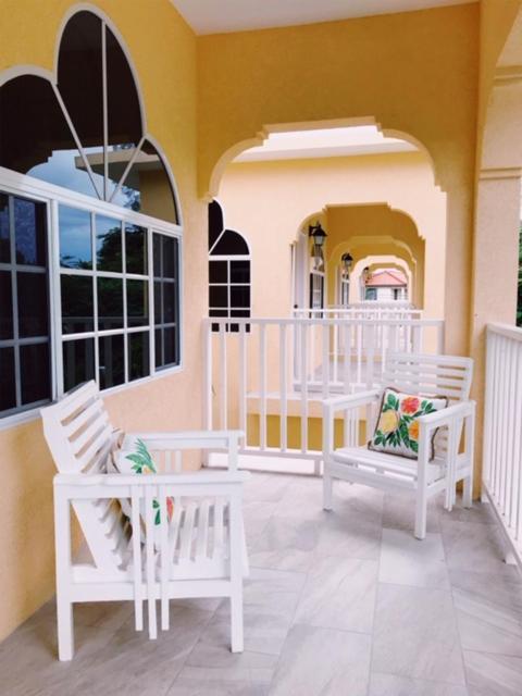 Sommerville * Negril