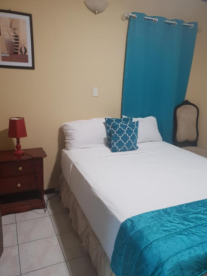 Tranquility Vacation Spot Guest house Kingston