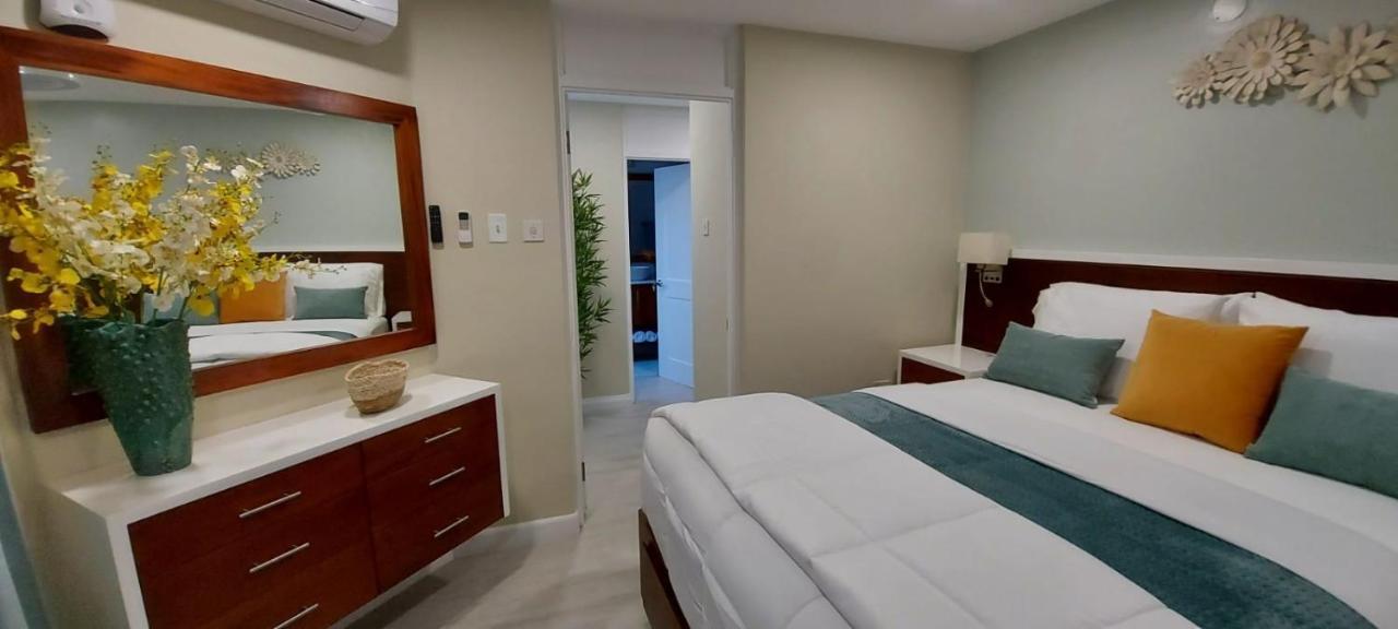 Aparthotel Almond Grove At Castle Ocho Rios