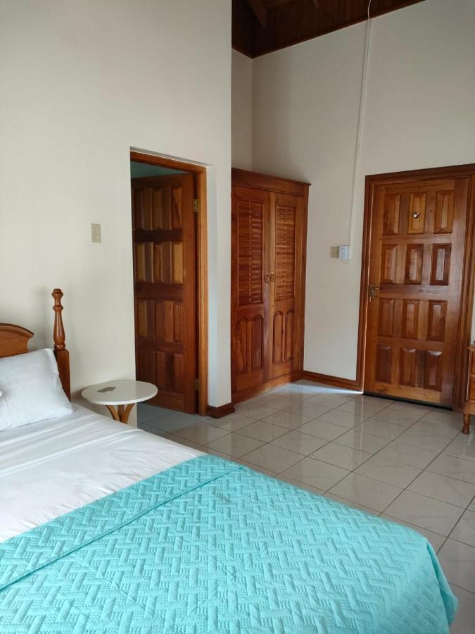 Hylton Enterprise Negril