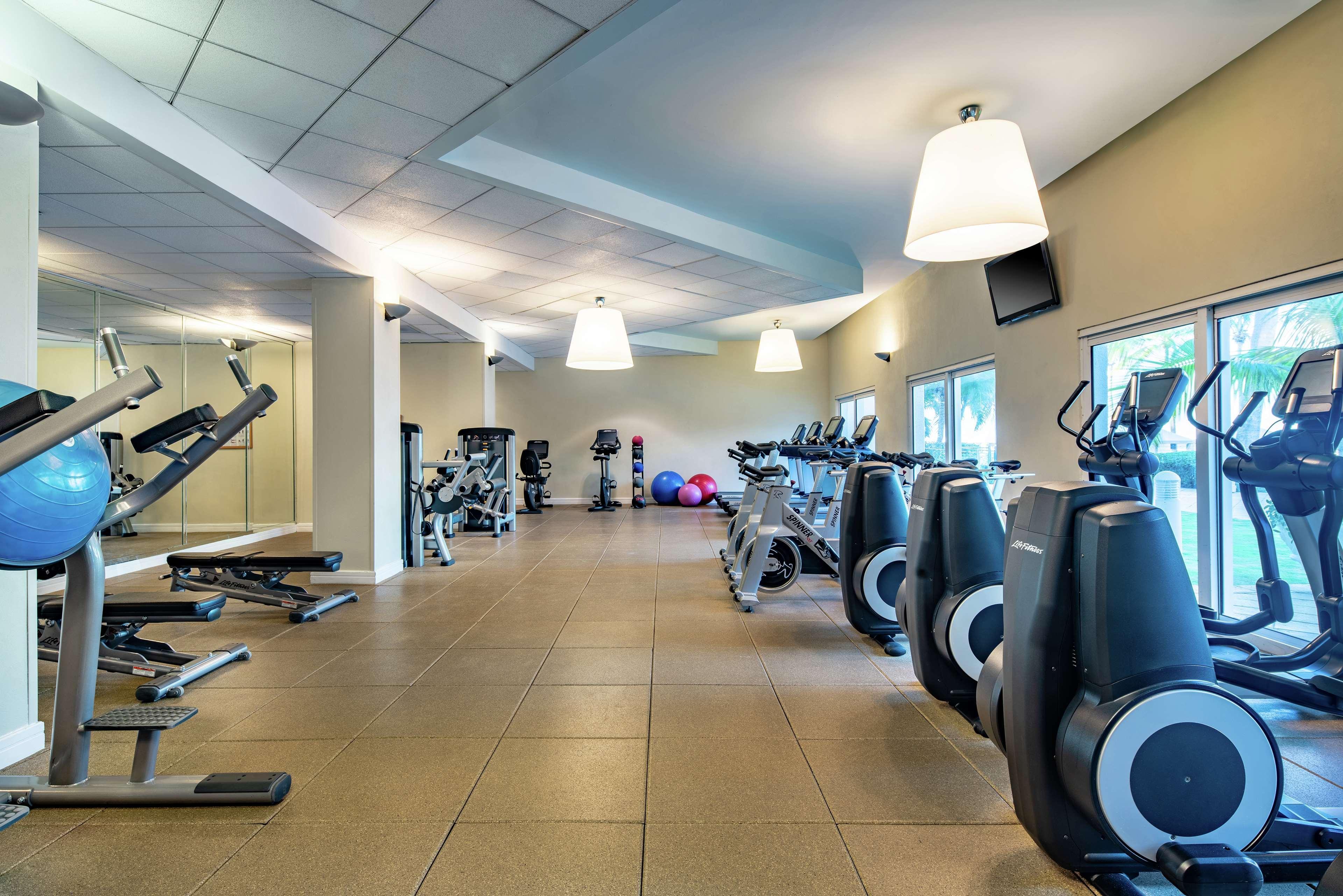 Resort Hilton Rose Hall & 4*