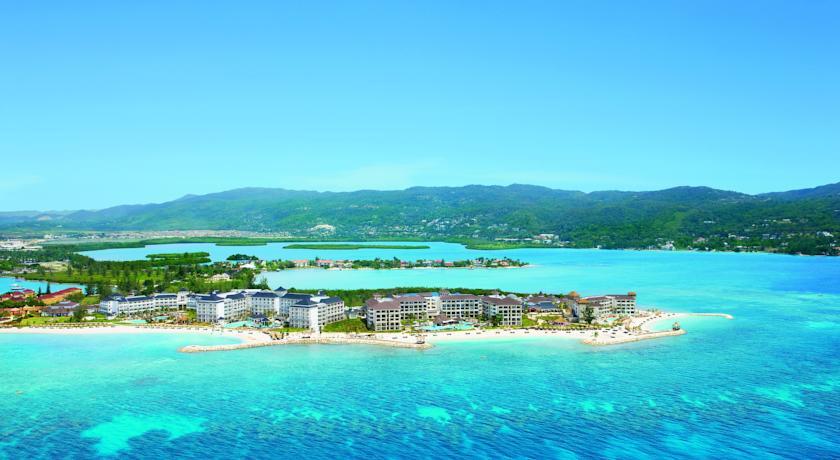 Secrets St. (adults Only) Resort