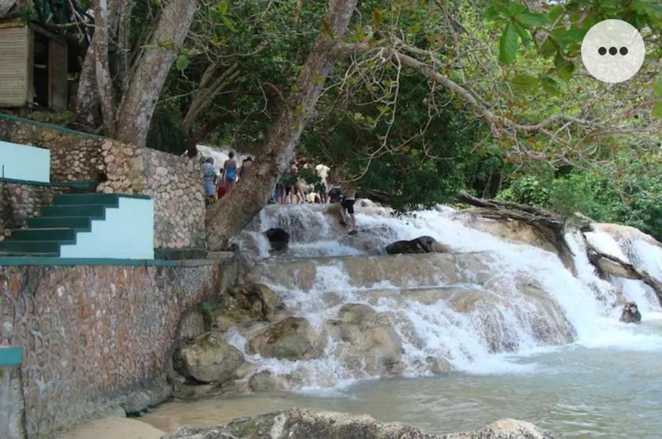 A Piece Of Paradise Guest house Content (Saint Mary)