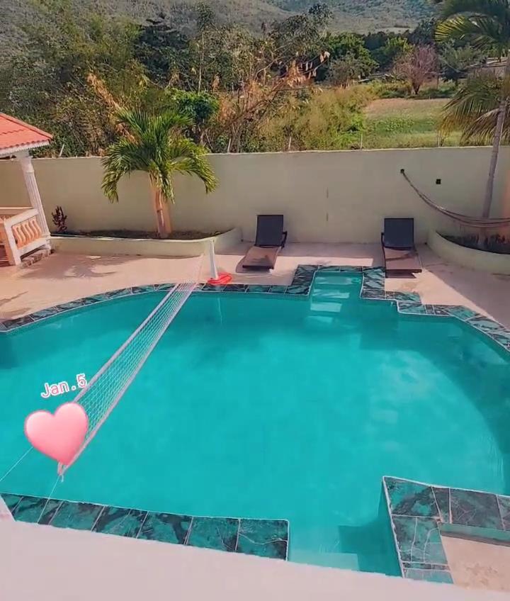 Eve's Rockaway Guest house