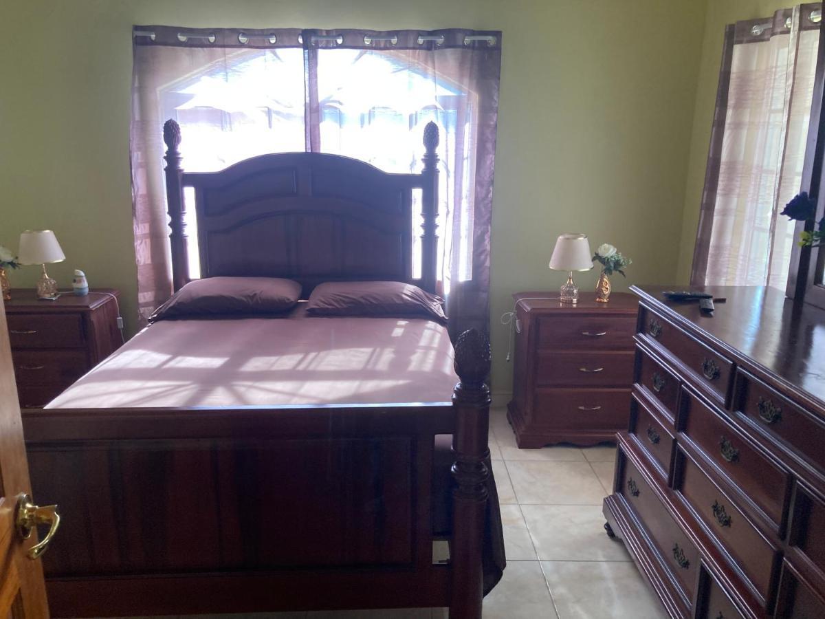 Pearlieron Place Homestay *