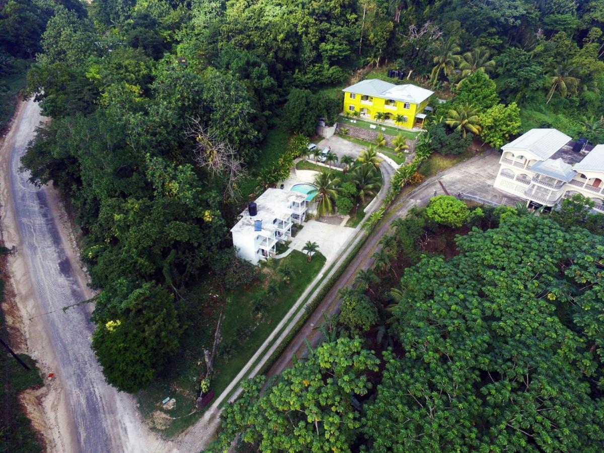 Tha Lagoon Spot Apartment