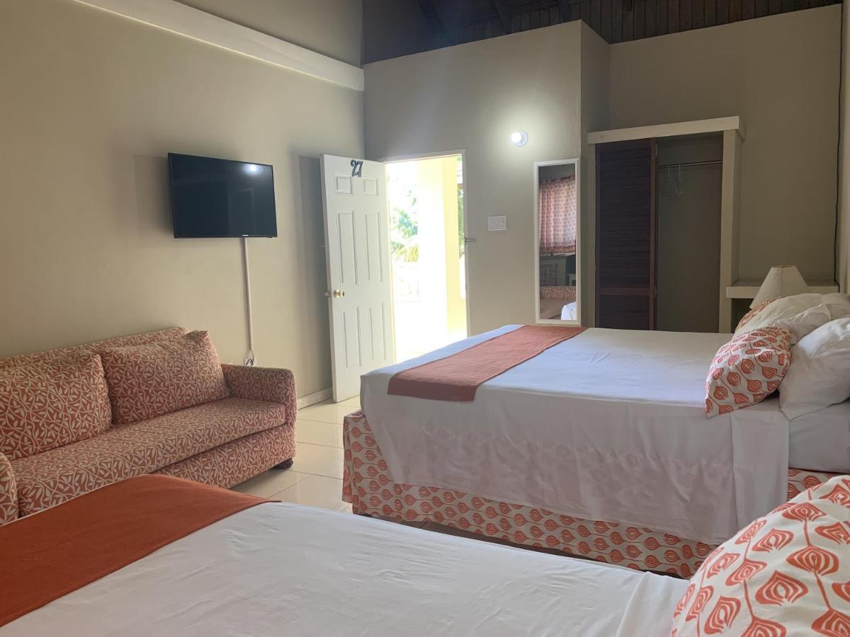 Villa King At Oceanview In Jamaica - Enjoy 7 Miles Of White Beach! Negril