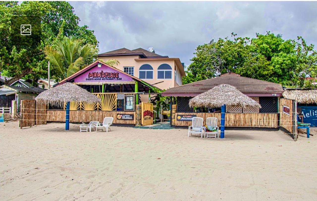 Guest house Mom's Place Negril