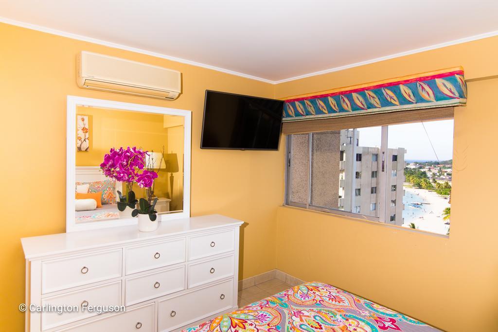 Turtle Towers Aparthotel Ocho Rios