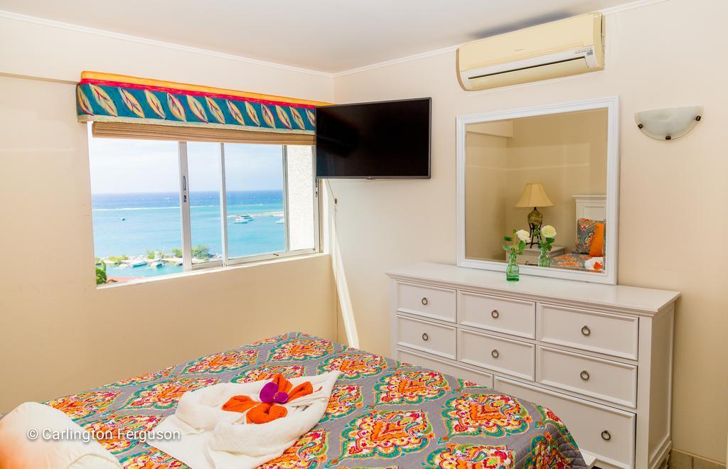 Turtle Towers Aparthotel Ocho Rios