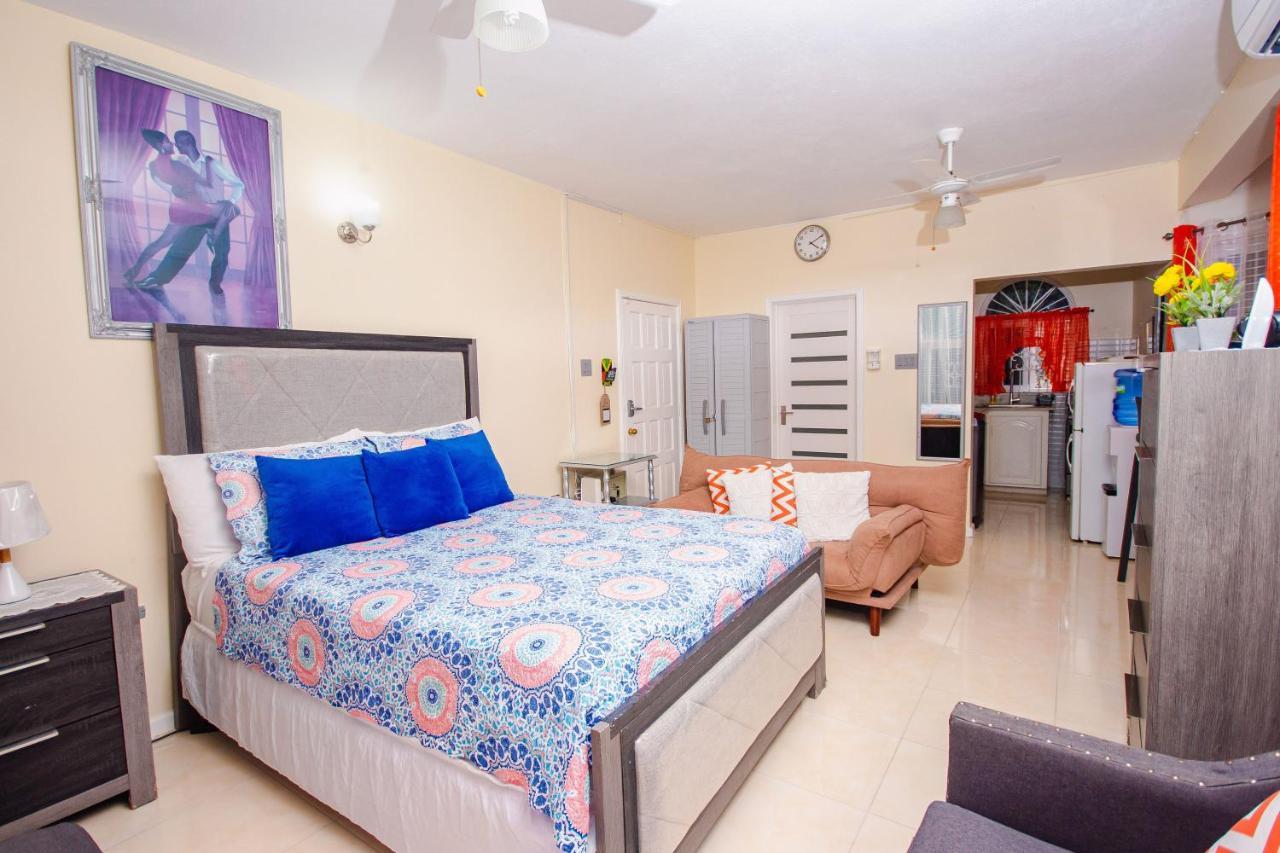 Columbus Heights Ocean View Sleeps1-2 Person