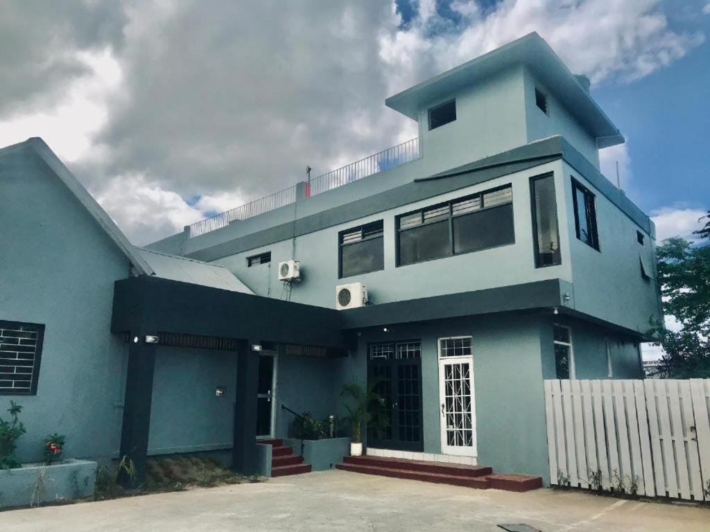 Hotel Pogas Kingston