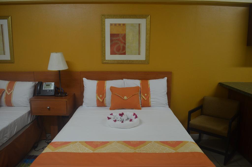 Suites Hotel Ocho Rios