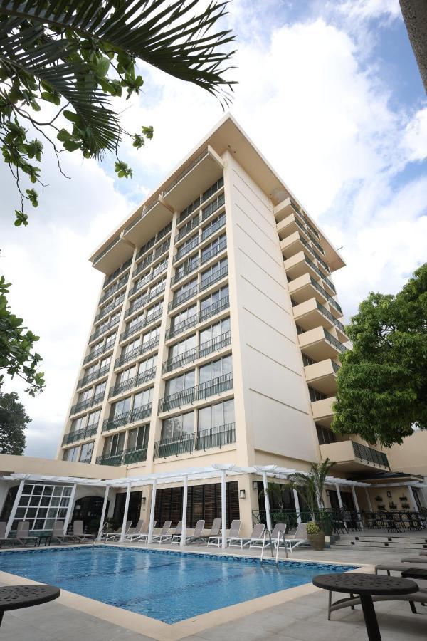 Courtleigh & Hotel 5*