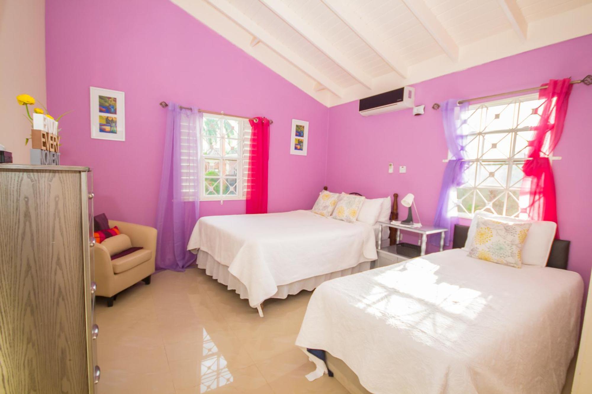 Ocho Rios Drax Hall 2 Bed Luxury Getaway 24hrs Security Guest house