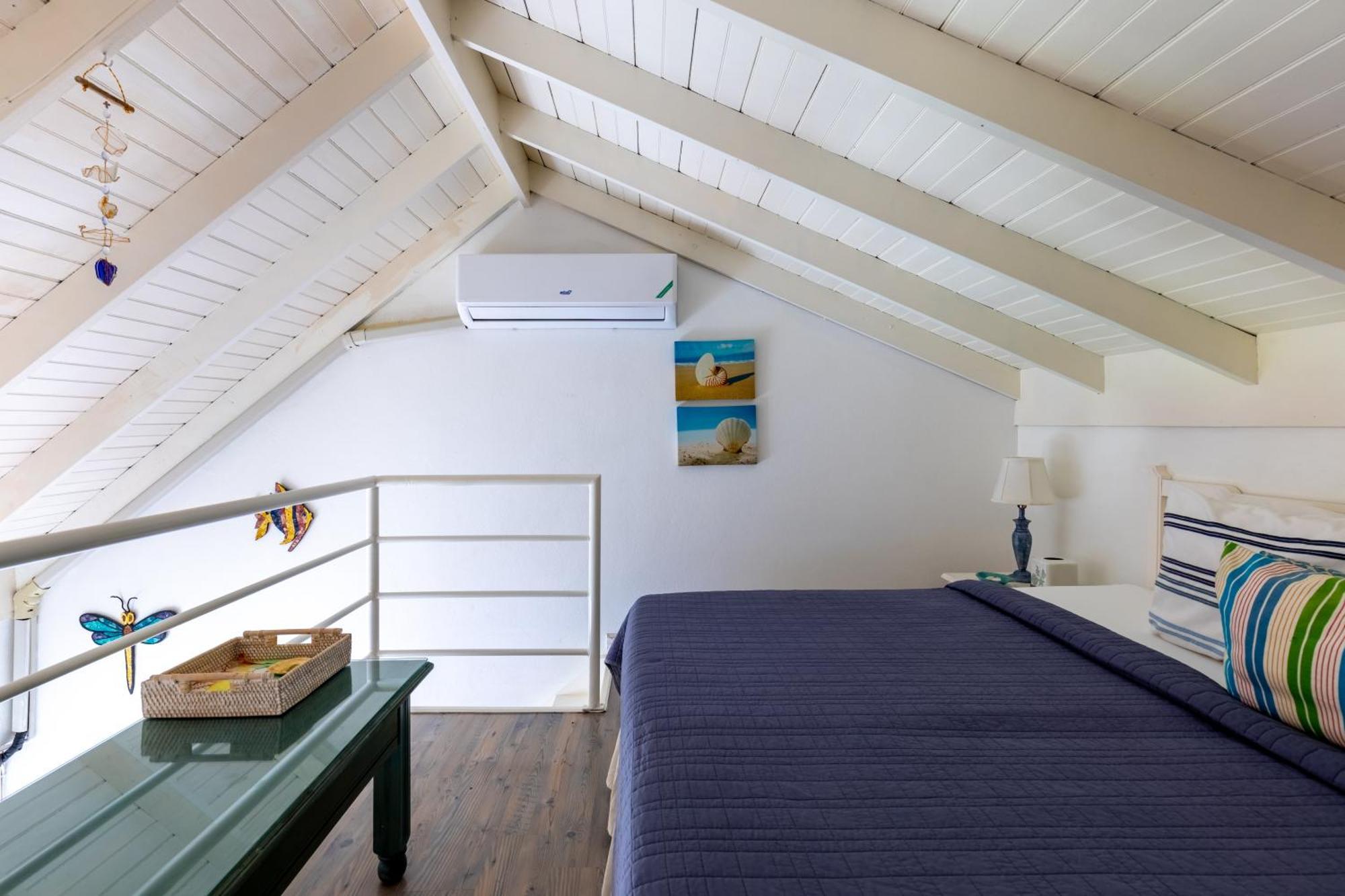 Idyllic Beachfront Apartment