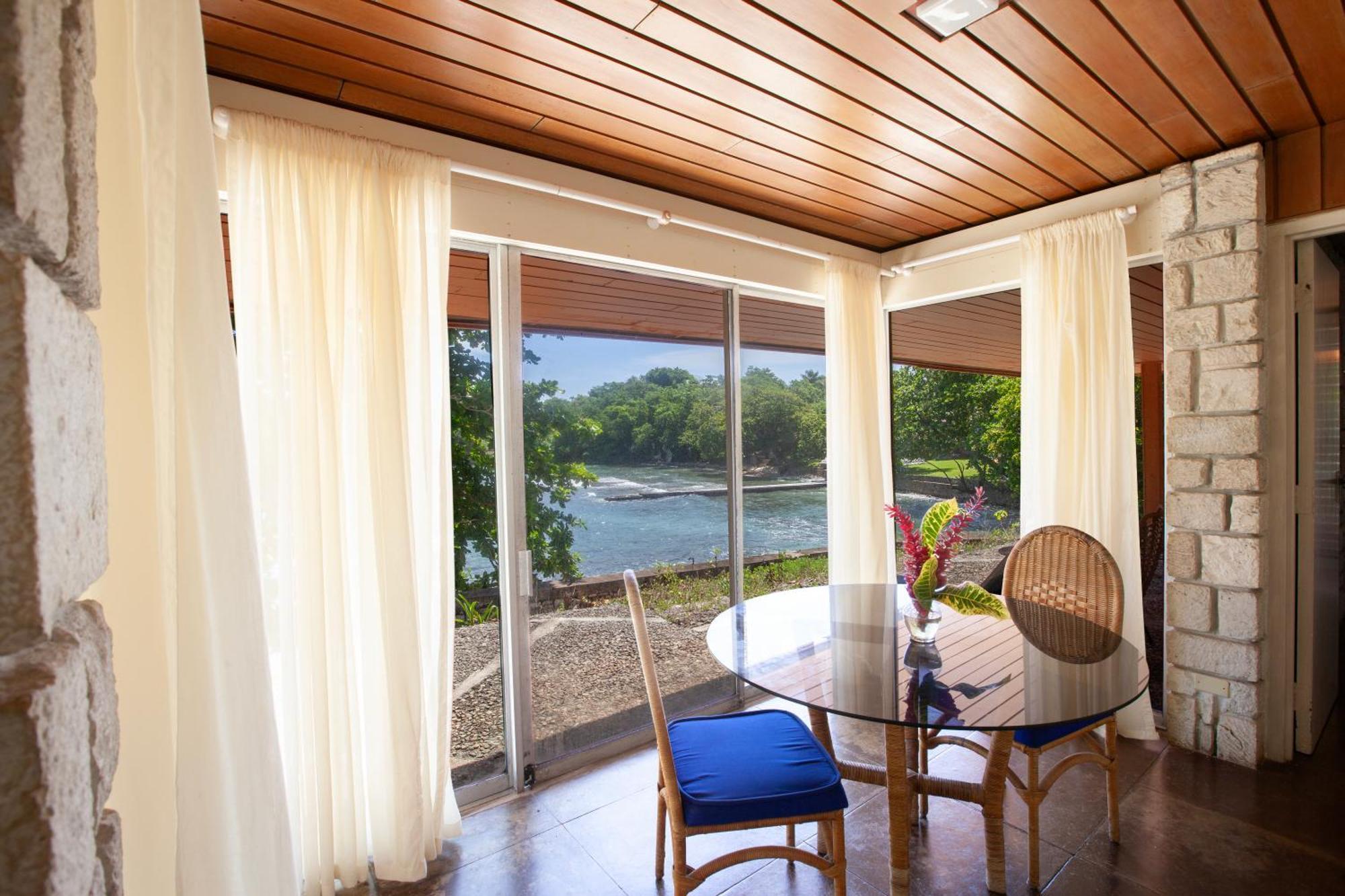 Hotel Frenchman's Cove