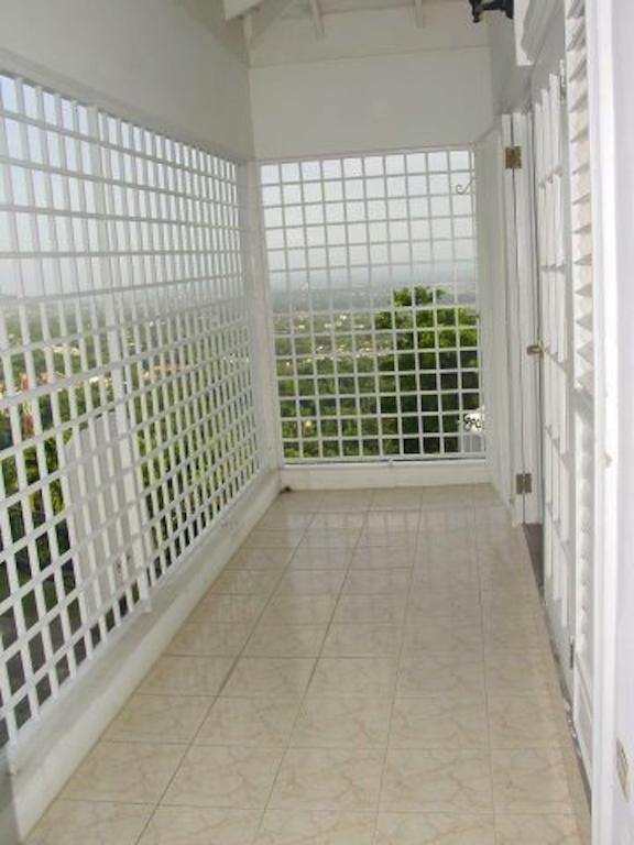 Bed & Breakfast Hill Jamaica 4*