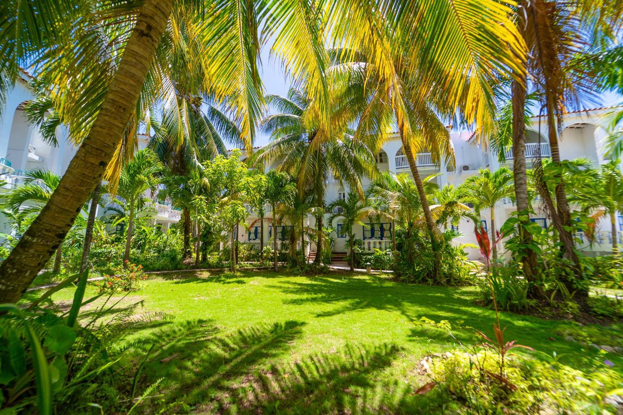 Resort Franklyn D &