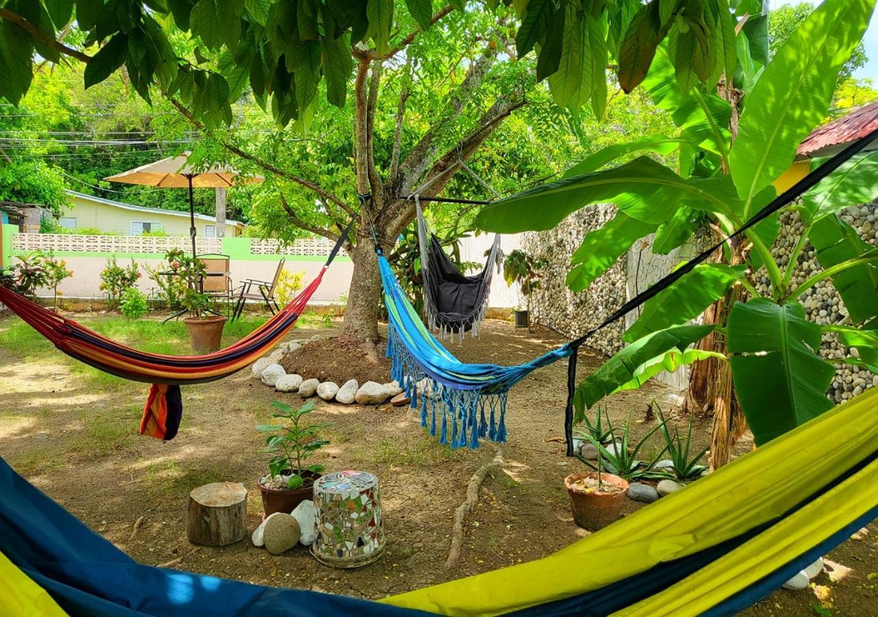 Green's Palace Jamaica 3*