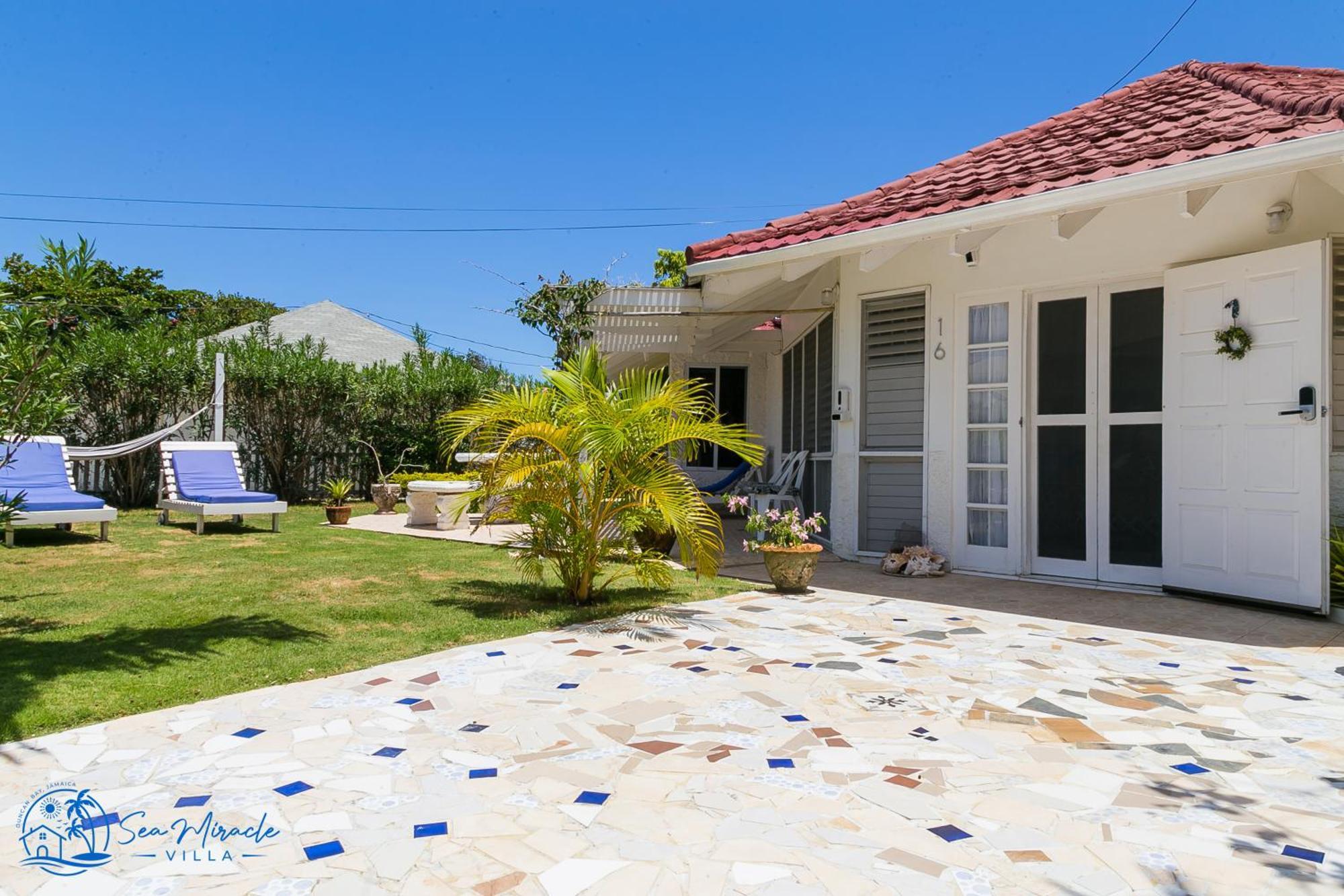 Holiday home Sea Miracle Villa/beach
