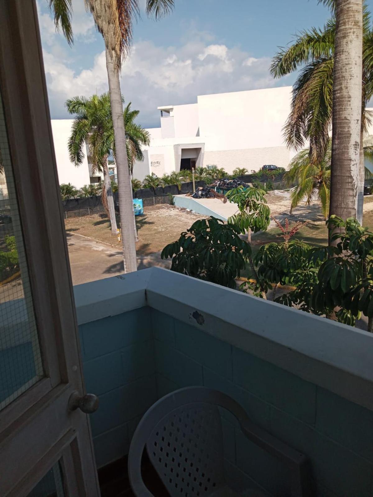 Apartment Point Village, Negril, Jamaica *