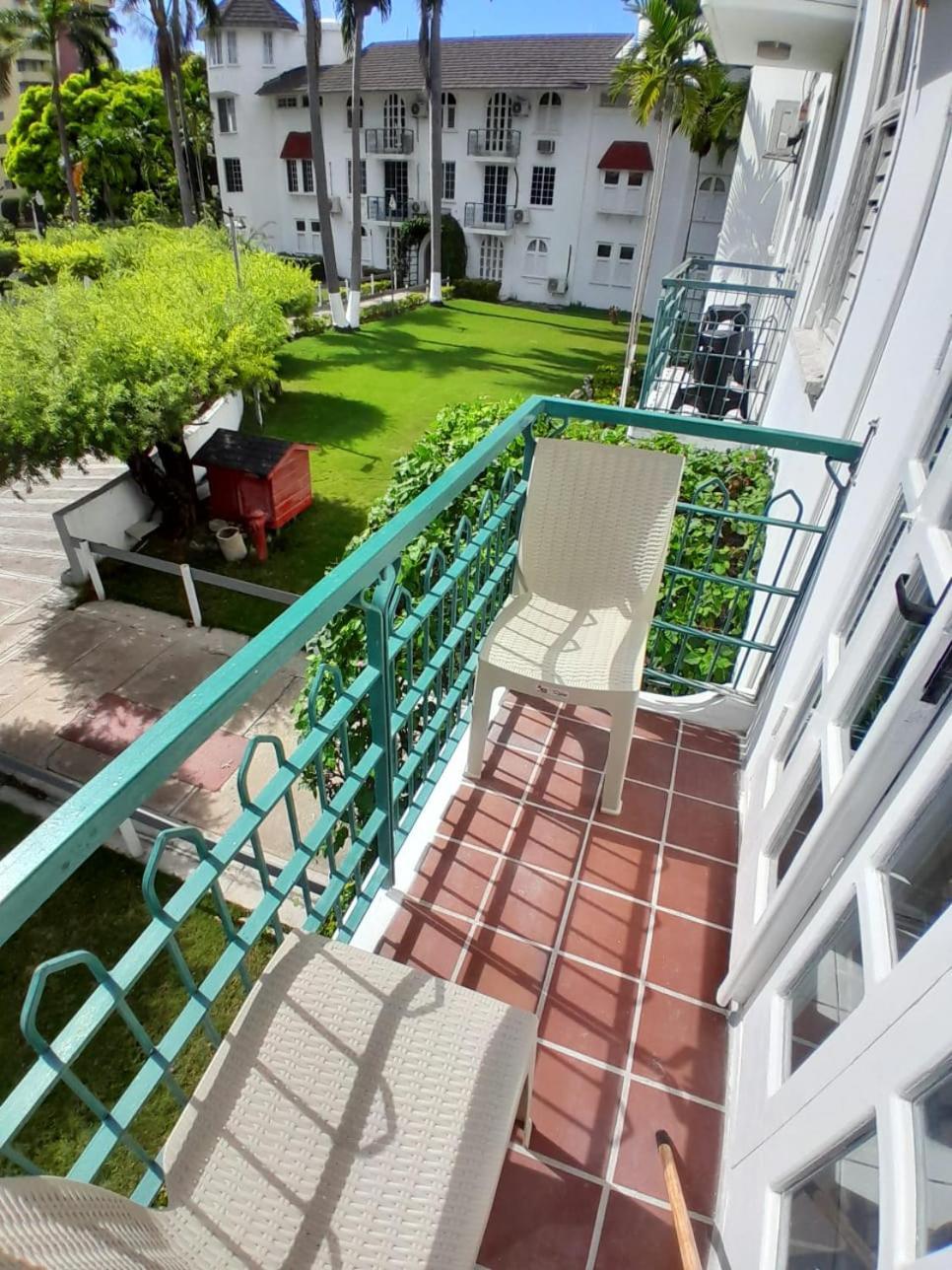 21 Aparthotel