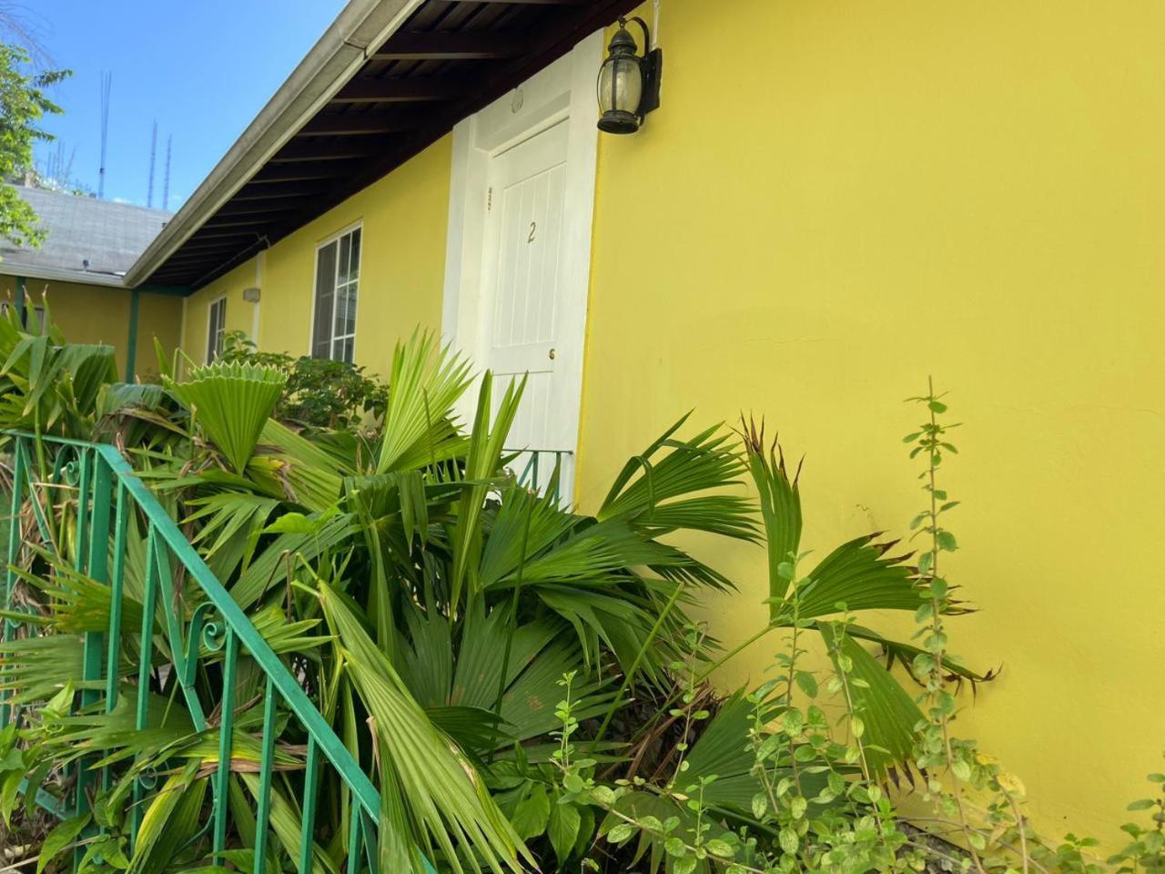 3 Bdr #2 At Ramparts Near Sangster Airport Apartment